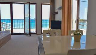 Апарт-отели Primea Beach Residence Царево Номер-студио (для 2 взрослых и 1 ребенка) - Бесплатный доступ на пляж-1